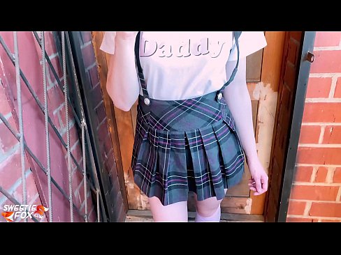 ❤️ Schoolgirl Sucks a dick gu domhainn agus fucks an àite clasaichean. ❤  Pornografach  aig gd.teatroporno.ru ❌️